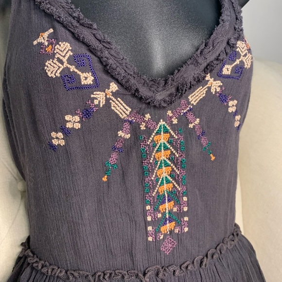 Free people - Ruffle Hem Embroidered Tank - Picture 2 of 3